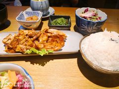 -樱町三味日本料理(城乡世纪广场店)