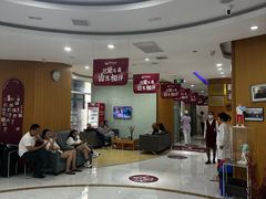 -雅悦齿科(顾村公园店)