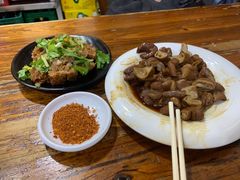 -朱大嘴肥肠血旺(福字街店)