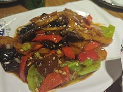 -裕合顺清真餐厅·回民老菜·大连海鲜·特色烧烤(西安路店)