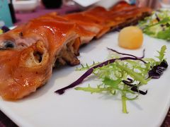 烤乳猪-欢乐海岸美食联盟