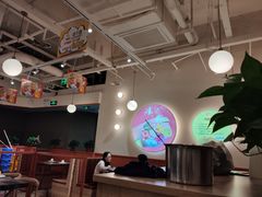 大堂-鸡遇虾煲干锅火锅(小寨金莎店)