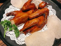 秘制脆皮乳鸽-避风塘(光启城店)