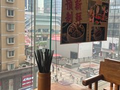 -城墙拐拐火锅(三峡广场黑金冠店)
