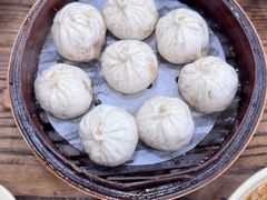 招牌土猪肉小笼包-都谷包子(天一广场店)