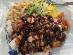 -张秀梅烤肉拌饭脆皮鸡饭