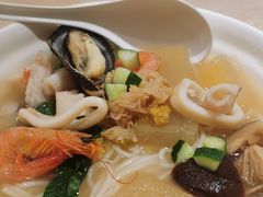 -佰搭果·广式茶餐厅(西华路店)