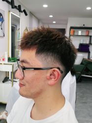 -ONE·男士国潮·美式渐变·理发馆·BARBER SHOP