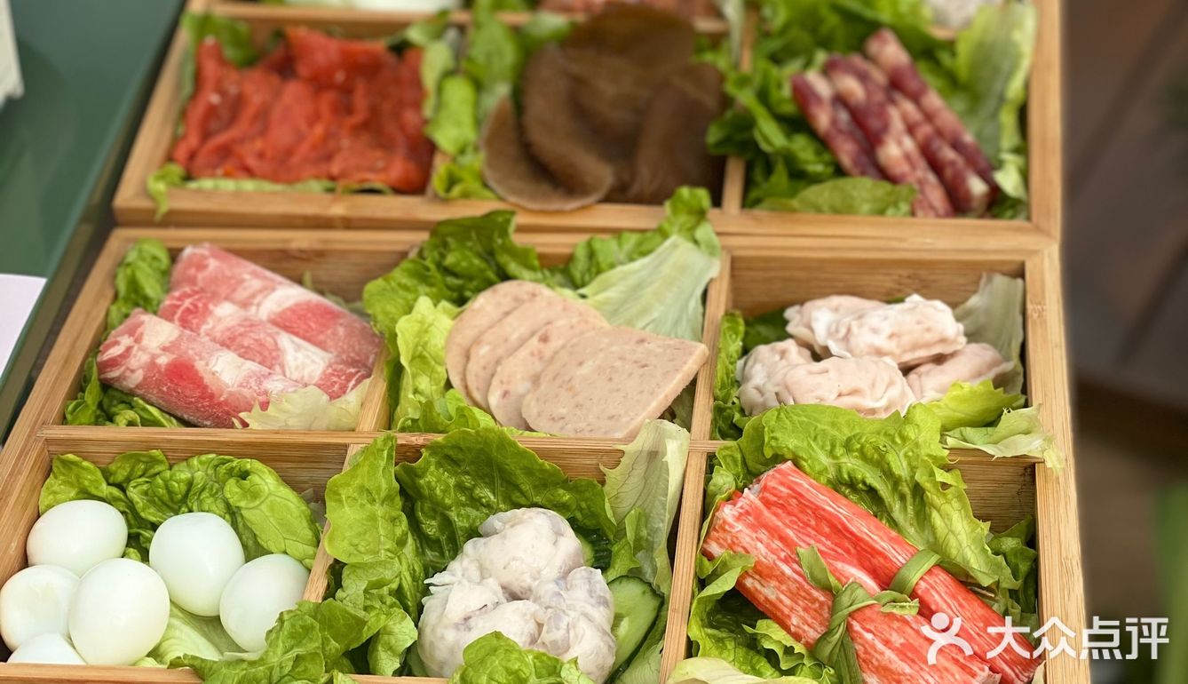 立春来鲟也万事屋，愿新年万事如意