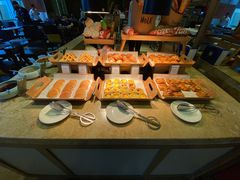 -大中华希尔顿酒店-念自助餐·嗨啤·小龙虾