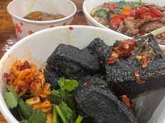 -黑色经典臭豆腐·湖南特产(坡子街店)