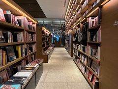 -茑屋书店(天目里店)