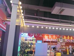 -钢管厂五区小郡肝串串香(蜀都万达店)