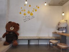 用餐区-顶东面包花园·生日蛋糕(世博店)