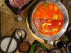 -湊湊火锅·茶憩(杭州湖滨银泰in77店)