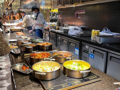 自助取餐区-钱小奴海鲜自助黑金店(杭州滨江龙湖店)