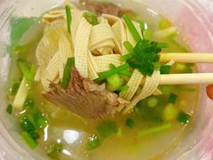 牛肉汤-汪记大王锅贴(成山路店)