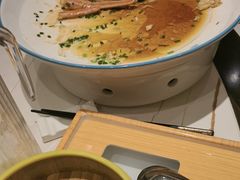 -沪华海鲜大酒楼(南汇店)