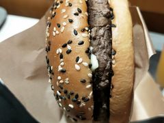 安格斯厚牛芝士堡-麦当劳(秣陵路店)