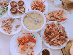 -小辣妹川味海鲜加工店(第一市场椰风巷店)