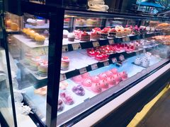 -巴黎贝甜(大宁国际商业广场店)