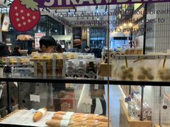 面包甜点陈列柜-罗森尼娜(德思勤店)