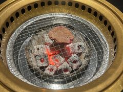 -山川小町·极番烧肉(新地假日广场店)