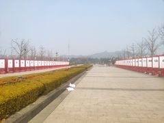 -汇泉广场