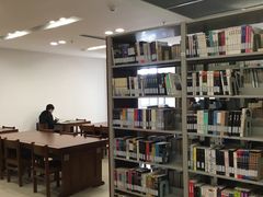 -公益图书馆(江南大学店)