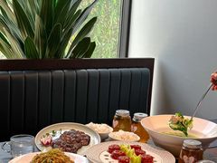 -湖畔鲁菜·二十年老字号餐厅(大明湖店)