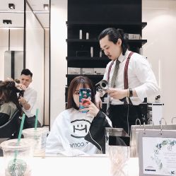 -HAIR CORNER