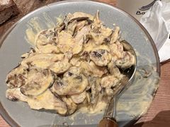 滇南杂菌配酸面包-山野板扎·云贵川Bistro(上海首店)