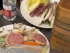 -牛YO寿喜烧·铁板烧和牛火锅自助(市府恒隆店)