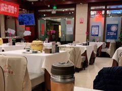 大堂-老浒记民俗酒楼(王府井店)