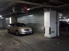 -骏丰国际财富广场·停车场