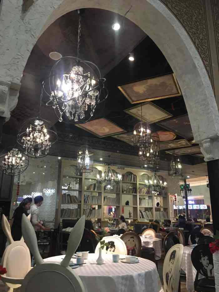 碧桃时尚精品餐厅金光华广场店