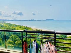 -三亚湾海居铂尔曼度假酒店