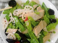 -烁佳海鲜大馅饺子