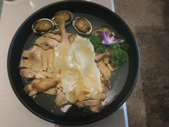 花胶鲍鱼鸡金汤-八珍玉食鸡煲·打边炉(印象城店)