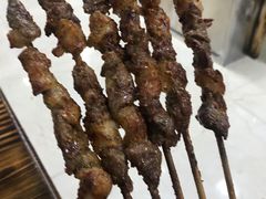 -民族烤羊·烤羊肉串·烤羊排(南城店)