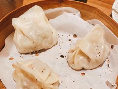 羊肉烤包子-耶里夏丽·丝路新疆菜·清真食品(徐汇南丹东路臻选店)