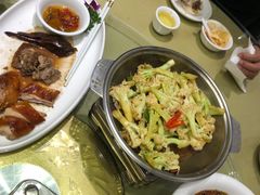 -刘胖子家常菜·蹄花焖藕(中南店)