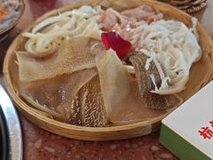 -赵美丽·重庆社区火锅·直营店(火车东站·中豪国际店)