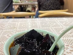 蜂蜜龟苓膏-家味螺蛳粉&烤鱼(安远路店)