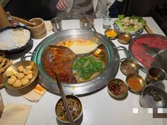 -老房老舍重庆火锅(假日城市店)