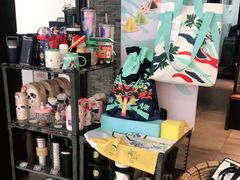 零售区-星巴克臻选(深圳华强北茂业店)