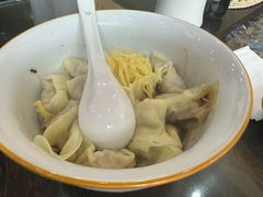 -笑来喜馄饨小笼工坊(通扬路店)