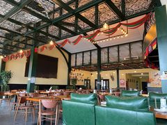 大堂-普兰达德国餐厅·德式脆皮烤猪肘·自酿啤酒(观唐店)