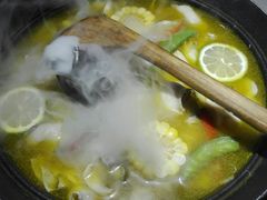 老坛泡菜鱼-卞氏菜根香·川菜(青羊万达店)