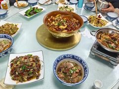 -秦扬居特色菜馆(上王村)